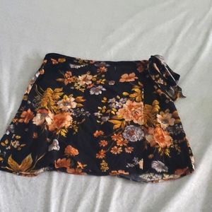 American eagle floral skirt